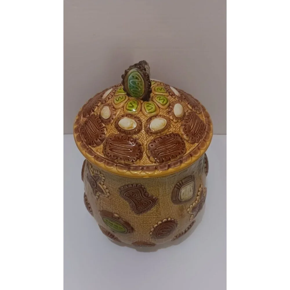 Wayzara Minnesota Japan TII Retro Vintage Kitchen Classic Ceramic Cookie Jar